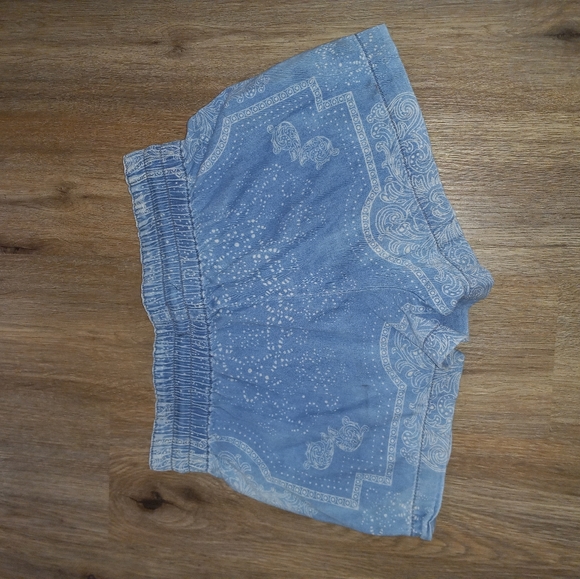 Buffalo David Bitton Paisley Shorts - Picture 2 of 5